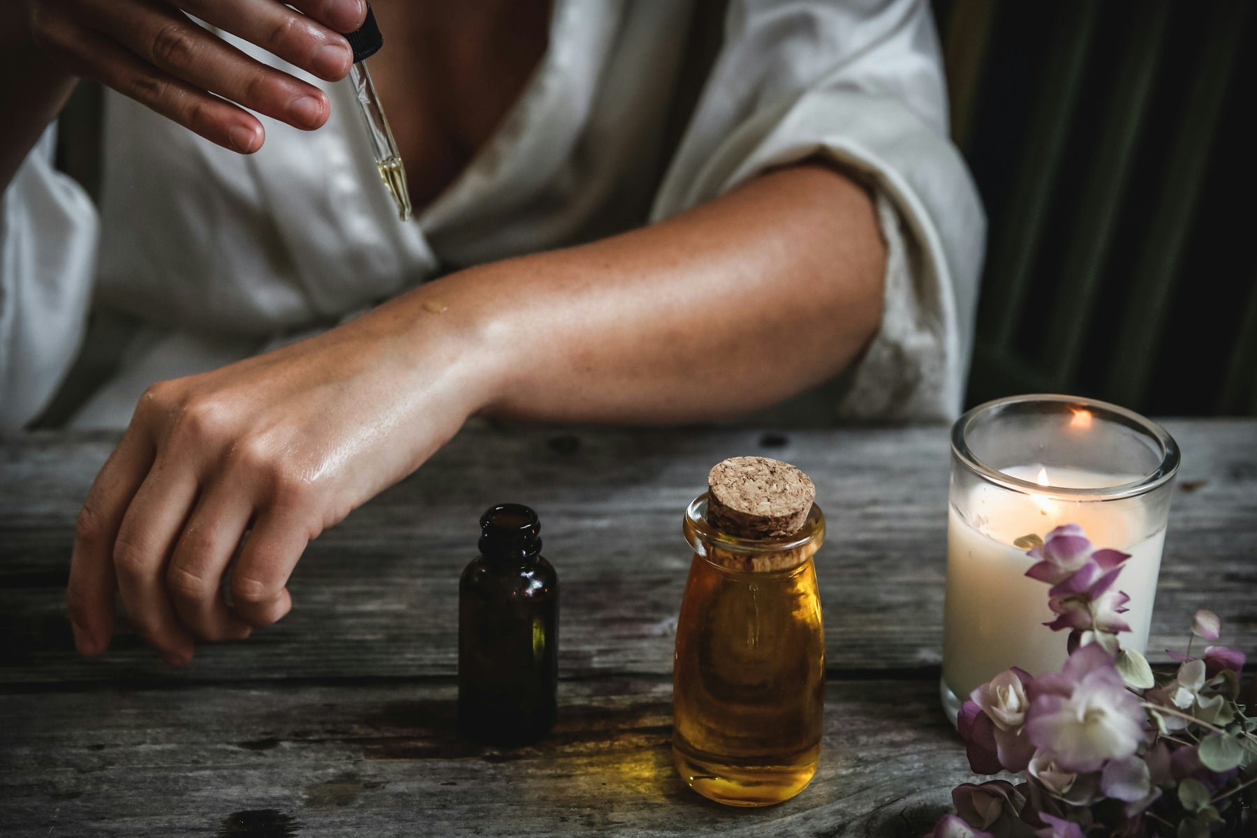 THE BENEFITS OF AROMATHERAPY AT HOME